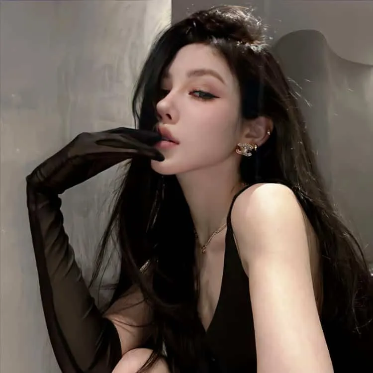 浪漫奇幻神作《哈尔的移动城堡》：在战火中相爱的魔法师与少女，宫崎骏极致浪漫主义
