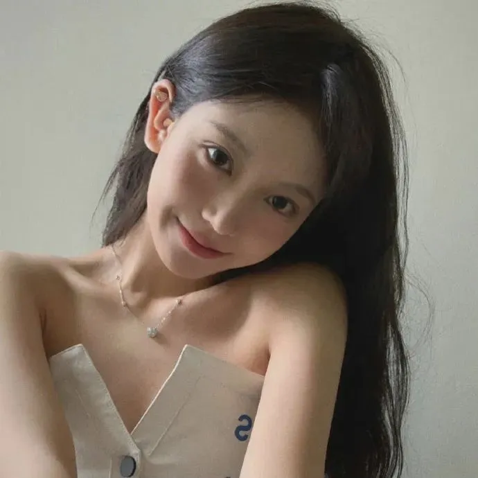 小津安二郎经典《晚春》超清修复：为了让女儿出嫁而编造谎言的父亲，极致克制的日本美学