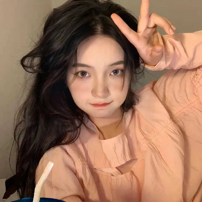 【青春遗憾美学】《升起的烟花，从下面看？还是从侧面看？》：不断重置时间只为和你在一起的夏天